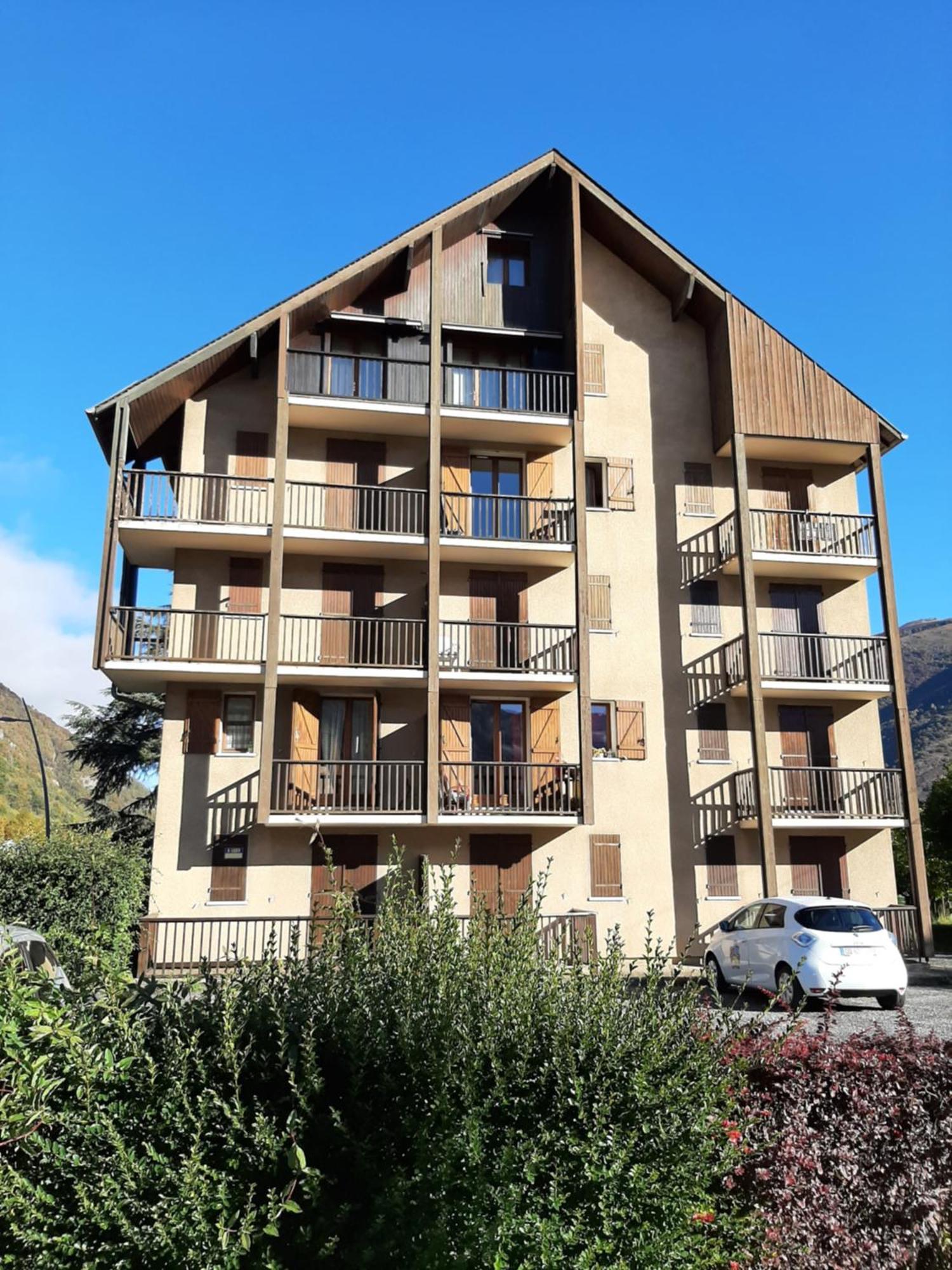 Appartement Vert Tendre Face A La Montagne Bagnères-de-Luchon 외부 사진